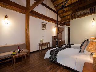 Mai Chau Resort | Mai Chau Hideaway Lake Resort