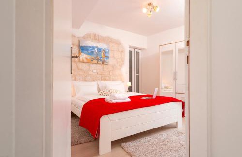 Hvar Old Town Apartment | Main Square Loft - ZF Hvar