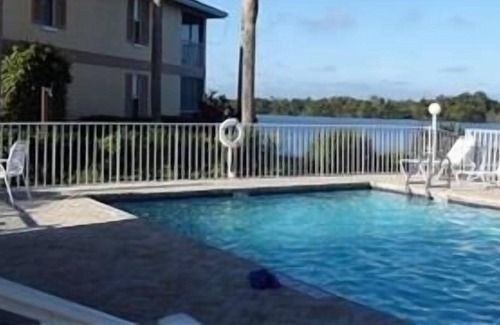 Hammock Bay Condo | Mainsail (2-Bedroom Condo) with Pool by RedAwning