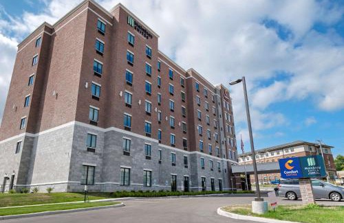 Walnut Hills Hotel | MainStay Suites Cincinnati University - Uptown