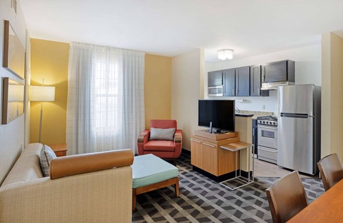 Mount Laurel Hotel | MainStay Suites Mt. Laurel - Philadelphia