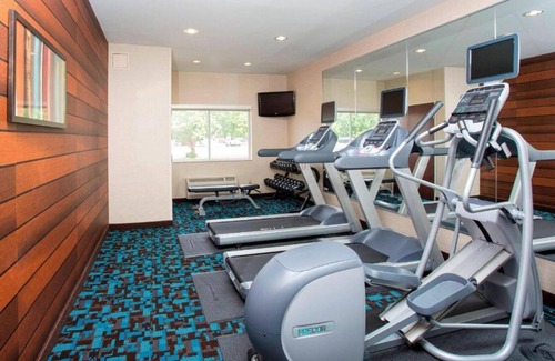 Greeley House | Maintain your balance at our modern hotel in Greeley CO