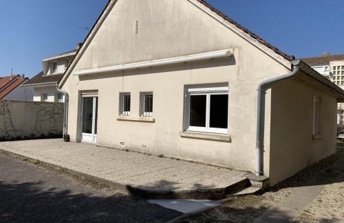 Fort-Mahon-Plage House | Maison à 50m de la plage, 3 chambres, jardin clôturé, idéale en famille! - FR-1-482-85