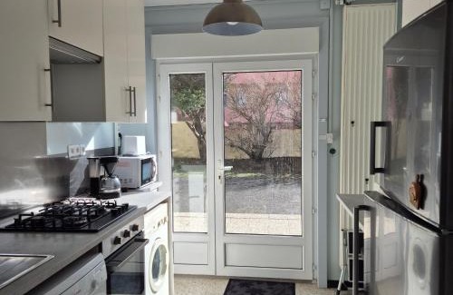 Fort-Mahon-Plage House | Maison à 50m de la plage, 3 chambres, jardin clôturé, idéale en famille! - FR-1-482-85
