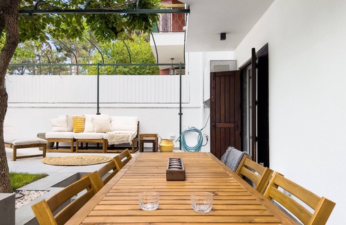 Charneca de Caparica e Sobreda House | Maison à Aroeira, Près du Golf et de la Plage!