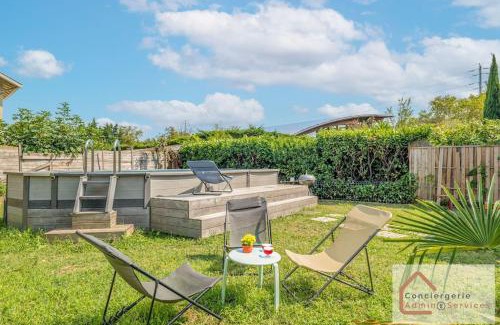 Parilly House | Maison à Lyon Parilly avec Piscine, Jardin, Parking Privé & Proche Eurexpo