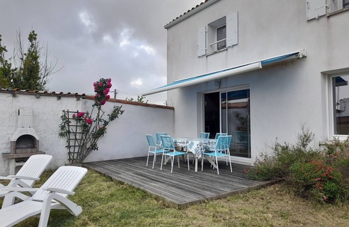 Bourcefranc-le-Chapus House | Maison 3 Chambres, Jardin Prés île D'oléron à Bourcefranc