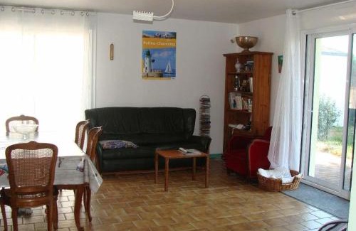 Saint-Denis-d'Oleron House | Maison 3 pièces avec jardin, proche centre et plages, Saint-Denis-d'Oléron - FR-1-246A-339