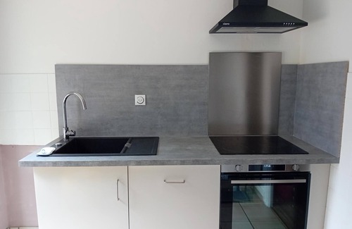 Murat-le-Quaire House | Maison 7 Personnes - Quartier Calme - Belle vue sur Charlannes