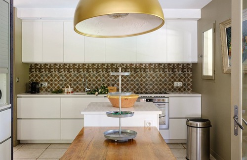 Pernes-les-Fontaines Villa | MAISON ANDREA - LUXURY VILLA + HEATED POOL + CONCIERGE SERVICE