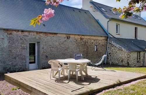 Le Perron House | Maison au Calme