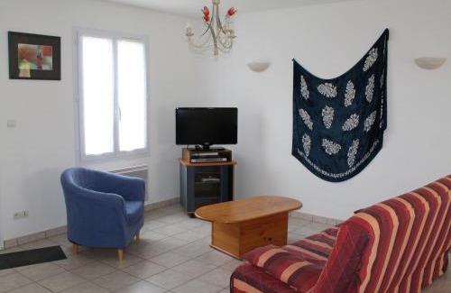 La Roche-Posay House | Maison avec Jardin proche Thermes comprenant Lave-linge et Lave-vaisselle - FR-1-541-47