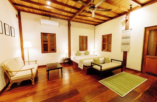 Luang Prabang Hotel | Maison Barn Laos Guesthouse