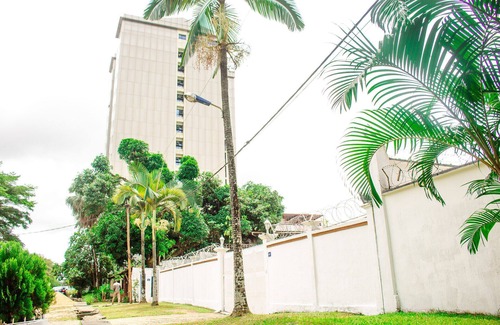 Douala Villa | Maison Blanche à Bonapriso