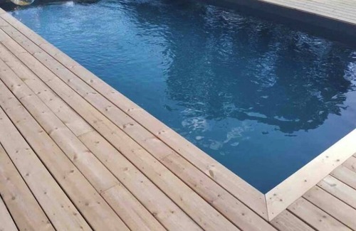 Saint-Denis-en-Val House | Maison bois architecte piscine spa près de la Loire