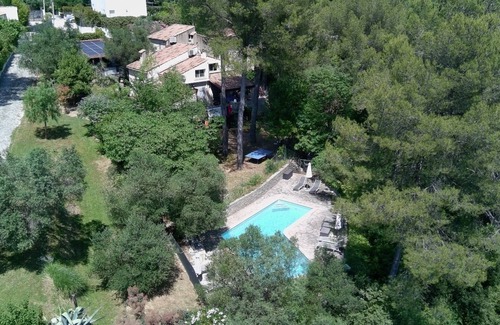 Montferrier-sur-Lez House | Maison Côté Jardin Avec Piscine