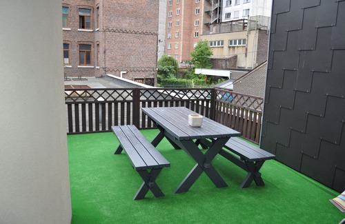 Outremeuse House | Maison Center Ville: 20 meters from the biggest market in Europe ' La Batte '