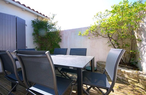 Le Bois-Plage-en-Re House | Maison charmante à Le Bois-Plage-en-Ré avec piscine partagée