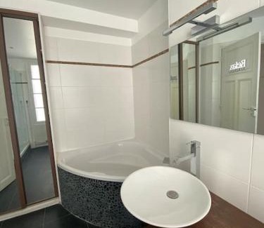 Quartier de Becon Villa | Maison charme 7 min Paris jardin