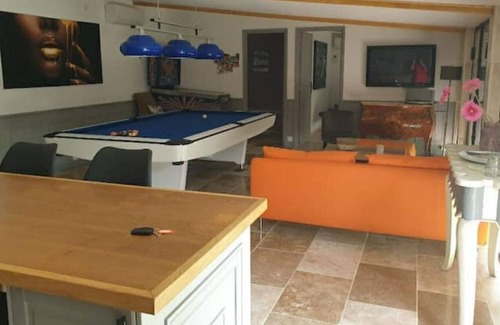 La Tour-d'Aigues House | Maison Climatisée Plain-pied Avec Piscine