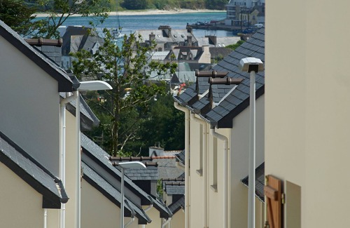 Audierne House | Maison cosy et charmante, avec piscine sur place