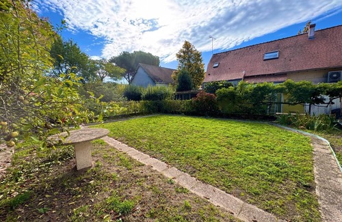 Nouan-sur-Loire House | Maison d'Antan, Chivalrous atmosphere Vaulted cellar