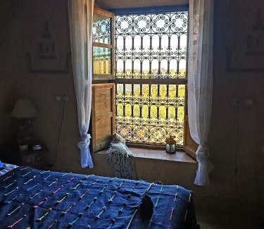 Ait Ouassif House | Maison d'hôtes IZZA