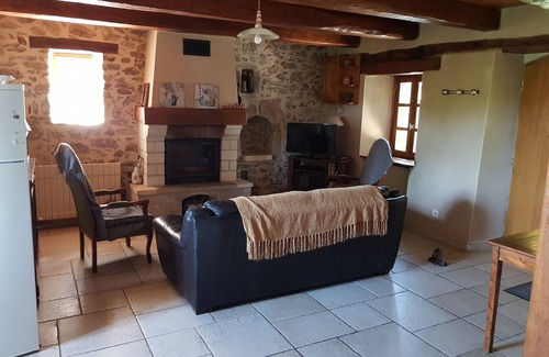 La Bastide-l'Eveque Cottage | Maison de Caractère La Bastide L'évêque 3 stars near Villefranche de Rouergu
