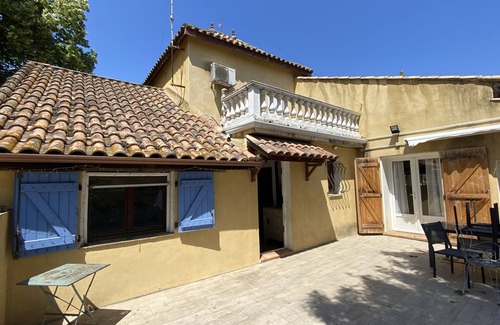 Bassan Villa | Maison de Campagne Avec Piscine Privée