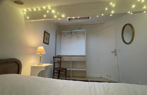 Saint-Denis Apartment | Maison de Charme 95m2 à Saint-Denis PLEYEL, 4 Chambres, Terrasse, Calme, Proche Paris et Stade de France