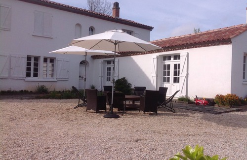 Saint-Gilles-Croix-de-Vie House | Maison de Caractère Dans Parc Privé 5 Ha, 400 m Plage, 10 km D'un Golf 18 Trous