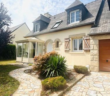Saint-Jouan-des-Guerets House | Maison de charme avec billard - 5 min de la plage