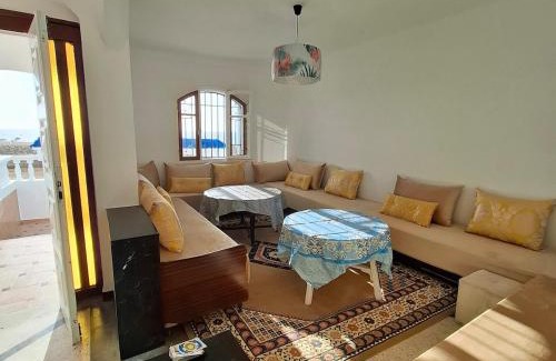 Sidi Abed House | Maison de plage pied dans l'eau pour familles