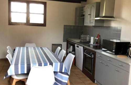 Belabre House | Maison de vacances avec piscine partagée dans le Parc de la Brenne, linge et ménage inclus - FR-1-591-199