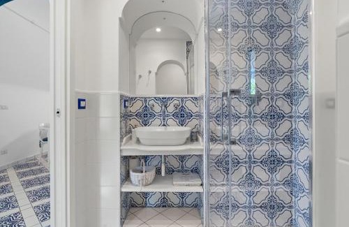 Laurito Villa | Maison Don Rafe'