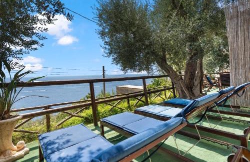 Laurito Villa | Maison Don Rafe'