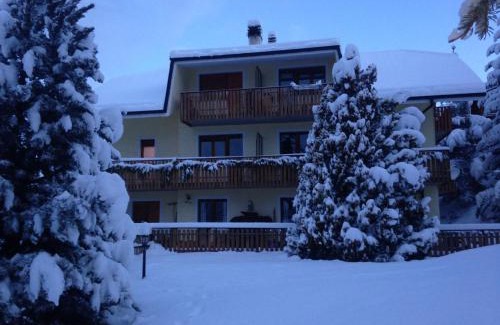 Sauze d'Oulx Apartment | Maison du Camillo