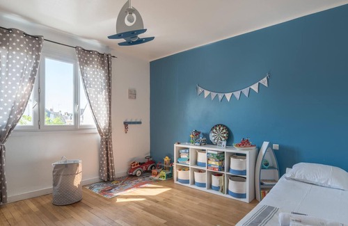 Saint-Nazaire House | Maison familiale avec jardin, centre de St Nazaire