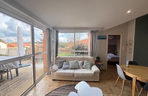 Chateau-d'Olonne House | Maison fonctionnelle avec jardin et parking privé aux Sables-d'Olonne - FR-1-197-619