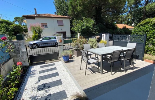 Saint-Georges-de-Didonne House | Maison Bord de Mer, 4 Personnes, Plage à Pied 450 m et Village à 700m