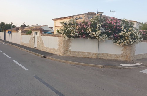 Lunel House | Maison Individuelle 3 Chambres 100 m2 Et Piscine Équipée Clime
