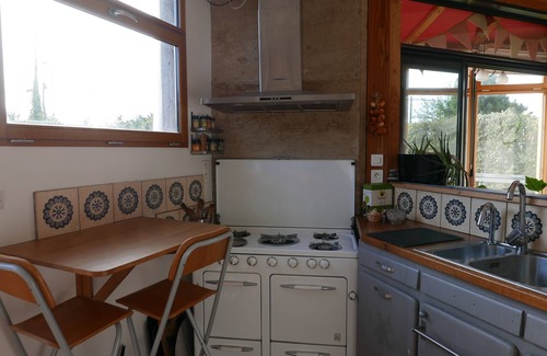 La Plaine-sur-Mer House | Maison Insolite en Paille au Bord de la mer