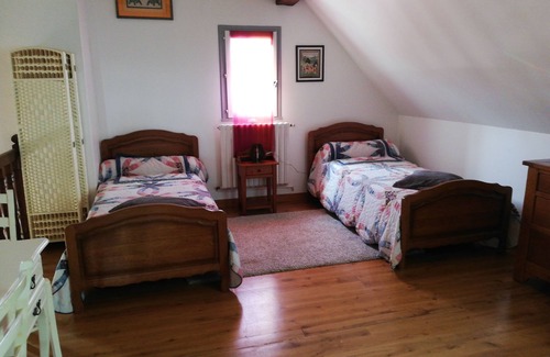 Chaveignes Bed & Breakfast | Maison "LES ÉRABLES" guest house "BIENVEILLANCE"