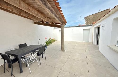 Les Sables d'Olonne House | Maison Les Sables d'Olonne - Quartier Gare