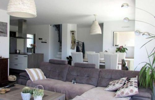 Etel Villa | Maison moderne avec jardin à 200m de la Ria d'Étel, 4 chambres, Wifi, proche commerces et port - FR-1-479-15