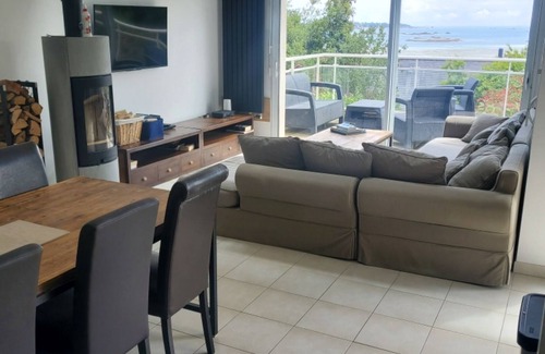 Loguivy House | Maison Moderne Rénovée vue mer à 100m de la Plage