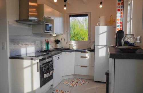 Locmaria House | Maison Neuve Confortable Proche Plages à Locmaria – Jardin, Terrasse, Wifi, Classée 3* - FR-1-418-209