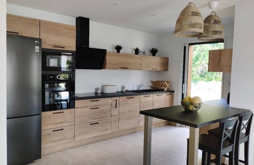 Moliets-et-Maa House | Maison Neuve de 150m2, Avec Piscine Chauffée Face à la Forêt, Proche de la Plage