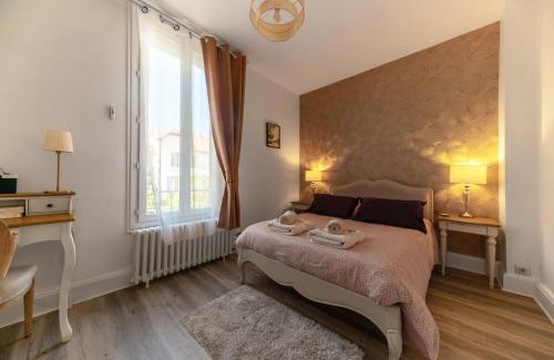 Cœur de Ville House | Maison Petillat - Calme en plein centre - 2 chambres 80m2, Wifi