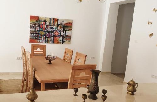 La Marsa Villa | Maison plain-pied avec piscine chauffée